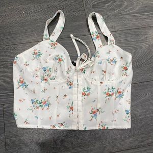 NWOT Kendall Kylie crop top